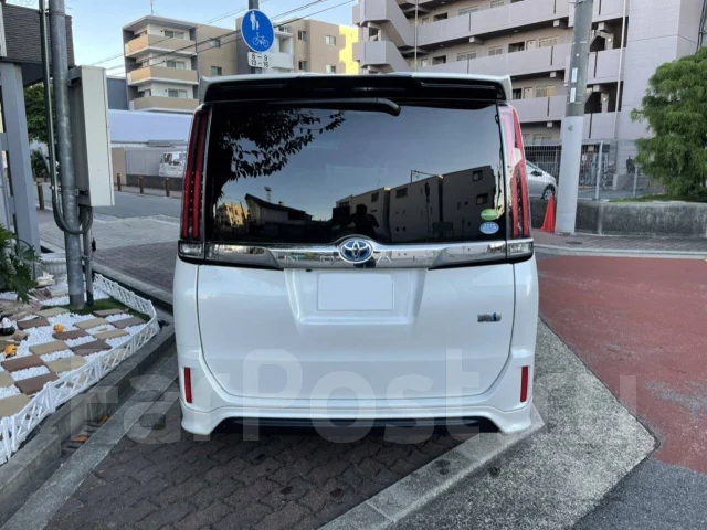 Toyota Noah. ��������, ��������, 1.8 (99��.�.), ������, 12 417����. ��, �/�. ��� ����� �� ������������ ����