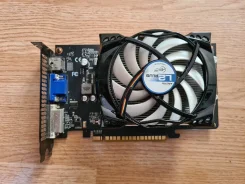 GeForce GT 440 ����