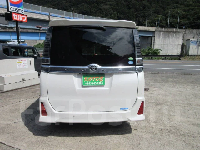 Toyota Voxy. ��������, 4wd, 2.0 (152��.�.), ������, 27 000����. ��, �/�. ��� ����� �� ������������ ����