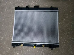 �������� ���������� Toyota Yaris, Belta, Vitz, Ractis 05- �. � 164000M060 ����