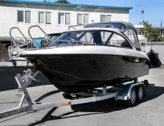 ���� Phoenix 600HT. ����� 5,97��., ��������� ���������, 150��.�., ������. ��� ����� �� ������� ����