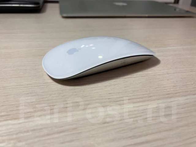 Apple MacBook Air 13 2015 Early. 13.3", 1,6����, ��� 4 ��, ���� 128���, WiFi: 1, Bluetooth: 1 ����