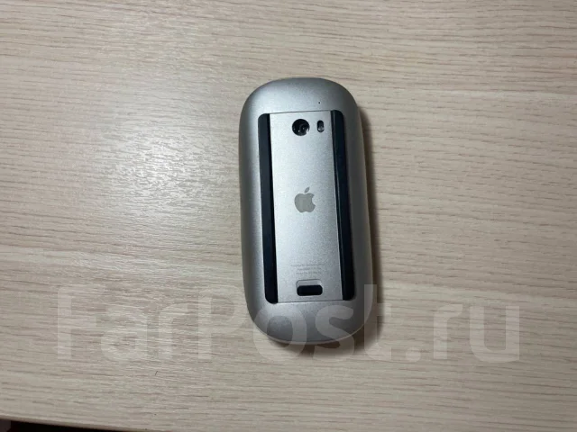 Apple MacBook Air 13 2015 Early. 13.3", 1,6����, ��� 4 ��, ���� 128���, WiFi: 1, Bluetooth: 1 ����
