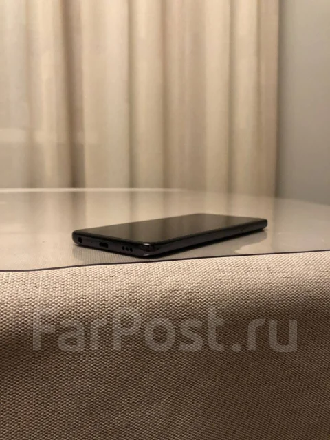 LG X4. �/�, 32 ��, ������, 3G, 4G LTE, Dual-SIM, NFC ����