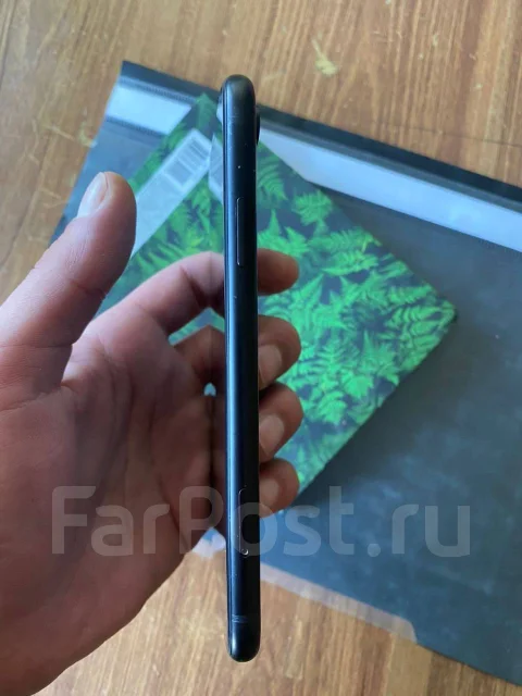 Apple iPhone Xr. �/�, 64 �� ����