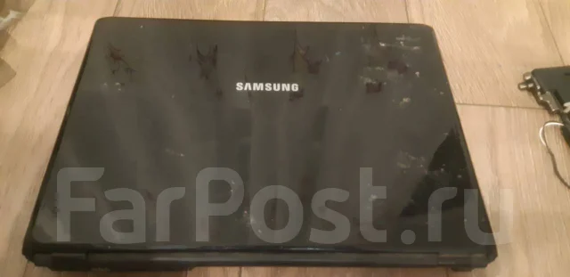 Samsung R410. 13", WiFi: 1, Bluetooth: 1 ����