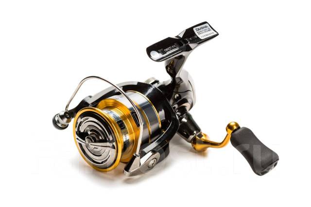 Катушка безынерционная Daiwa Crossfire LT3000-C 4BS в Находке, новый, в ...