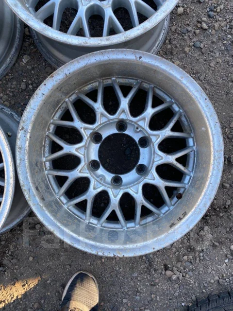 Paramount. 8.5x16", 6x139.7, ET-10 ����