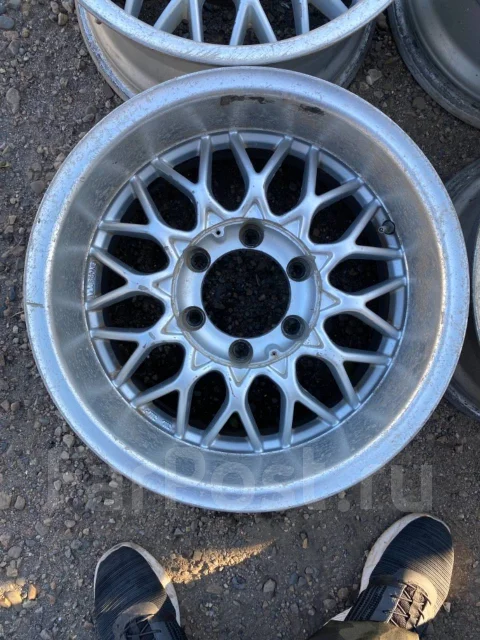 Paramount. 8.5x16", 6x139.7, ET-10 ����