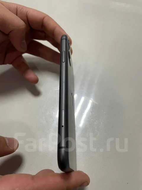 Apple iPhone 11. �/�, ������, 4G LTE, NFC ����