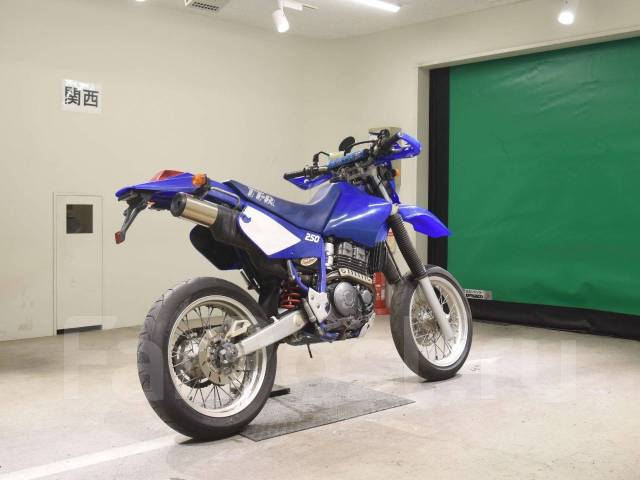 Yamaha ttr250 - Yamaha TT-R 250, 1999 - Продажа мотоциклов во Владивостоке