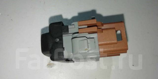 Кнопка отключения парктроника рено дастер - 98 фото