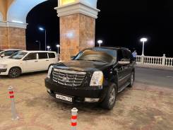 Cadillac Escalade.   