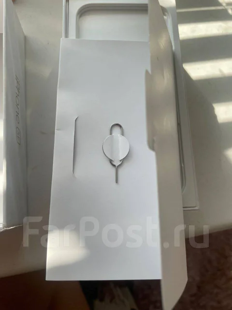 Apple iPhone SE. �/�, �������, �������, 4G LTE ����