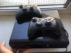Microsoft Xbox 360 E ����