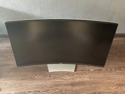 Dell. 31.5", ���������� �� (LCD, LED, QLED) ����