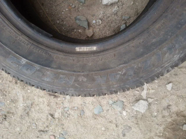 Bridgestone Blizzak MZ-02. ������, ��� �����, 2003 ���, �/�, ����� 30 % ����