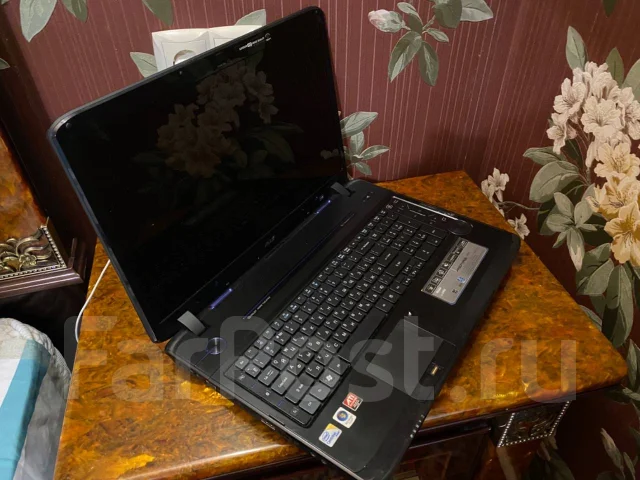 Acer Aspire 8935G. 18.4", 2,2����, ��� 4 ��, ���� 320���, WiFi: 1, Bluetooth: 1 ����