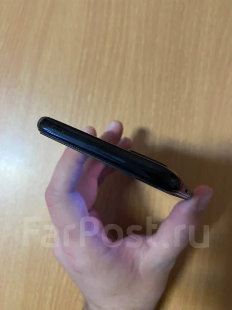 Honor 10. �/�, ������, 3G, 4G LTE, Dual-SIM, NFC ����