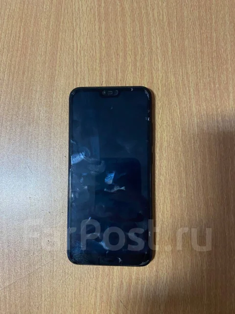 Honor 10. �/�, ������, 3G, 4G LTE, Dual-SIM, NFC ����