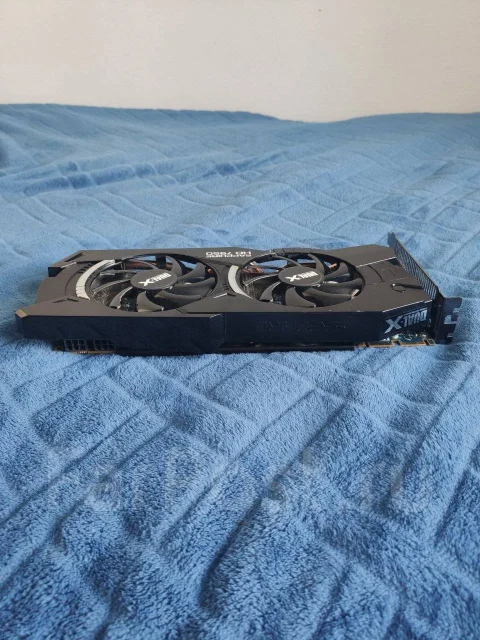 Radeon HD 7950 ����