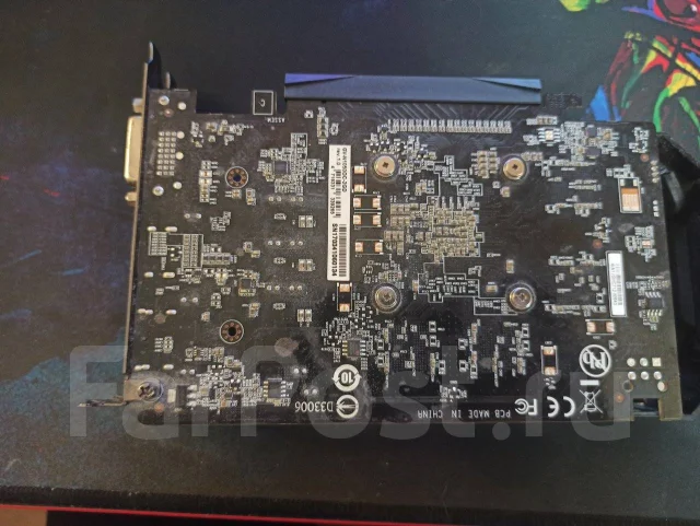 GeForce GTX 1050 ����