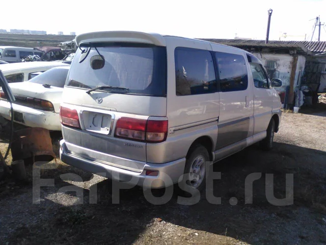 Toyota Grand Hiace. RCH47, 3RZFE ����