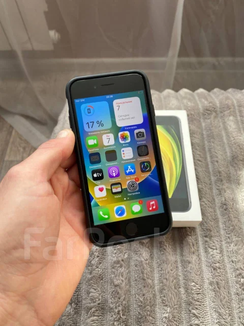 Apple iPhone SE 2020. �/�, ������, 3G, 4G LTE, NFC ����