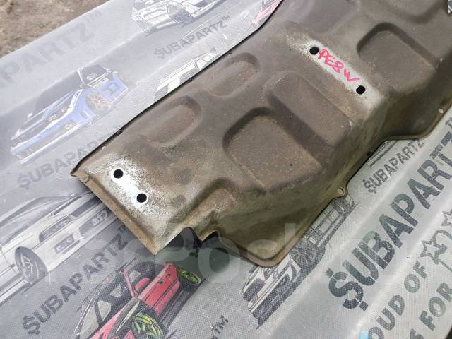 Тепловой экран над глушителем, Mitsubishi Delica PE8W 4M40 1995 купить ...