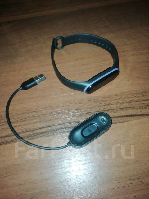 Xiaomi Mi Band 4. IP67 ����