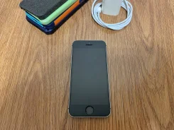 Apple iPhone SE. �/�, �����������, 4G LTE. ��� ����� �� ������������ ����