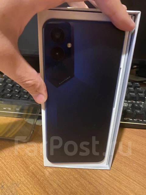 Tecno Pova 4. �����, �����, 4G LTE, Dual-SIM, NFC ����