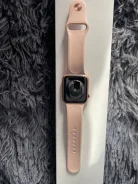Apple Watch Series 4. GPS ����
