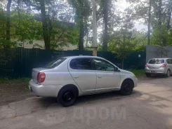 Toyota Platz ����