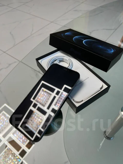 Apple iPhone 12 Pro. �/�, �����, 4G LTE ����