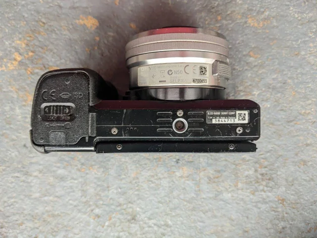 Sony Alpha ILCE-6000. 20 � ����� ��, ���: 4� ����