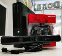 Microsoft Xbox 360 E ����