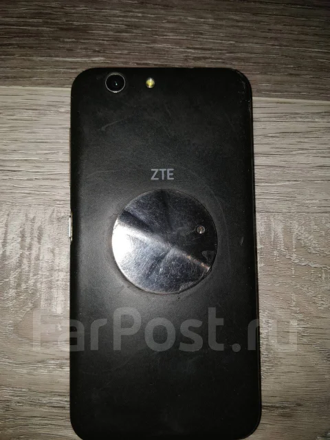 ZTE Blade Z10. �/�, ������, 3G, 4G LTE, Dual-SIM ����