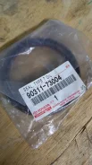 ������� ��������� ������ toyota 9031173004 ����