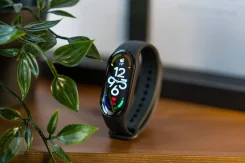 Xiaomi Smart Band 7. IP67, IP68 ����