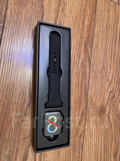 Apple Watch Series 8 ����