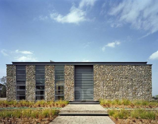 Монтаж и установка фасада из габионов в Надеждинском районе