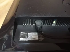 BenQ. 16", ���������� �� (LCD, LED, QLED) ����