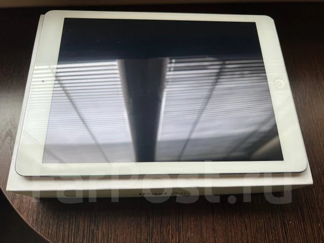Apple iPad Air. 9.7 ������, ������ 16 �� ����