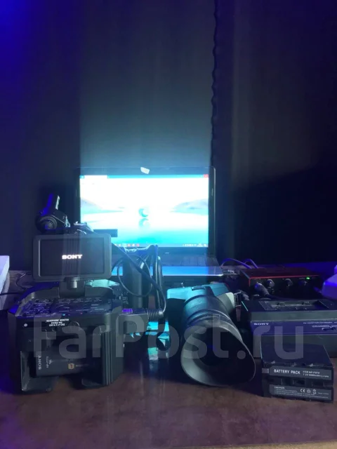 Sony NEX-FS100. � ���������� ����