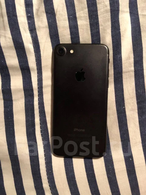 Apple iPhone 7. �/�, ������, 3G, 4G LTE, NFC ����