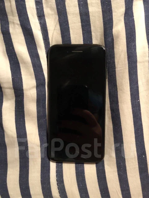 Apple iPhone 7. �/�, ������, 3G, 4G LTE, NFC ����