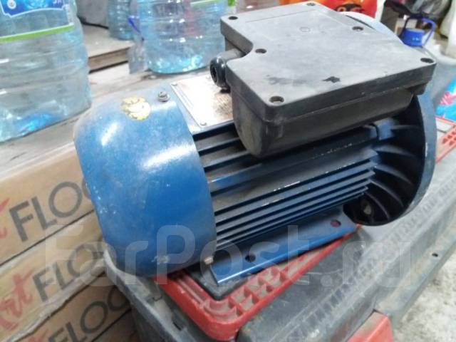 Продам электродвигатель, б/у, в наличии. Цена: 3 000₽ в Артеме