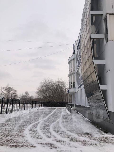 Продам административное здание с земельным участком - Продажа помещений ...