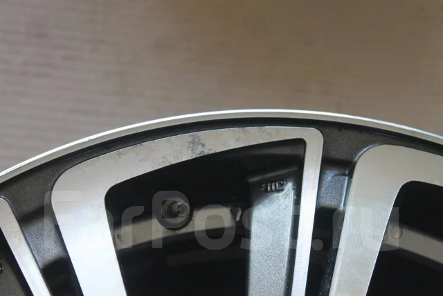 BADX Loxarny Tempest W.Vision. 7.5x19", 5x114.3, ET48 ����